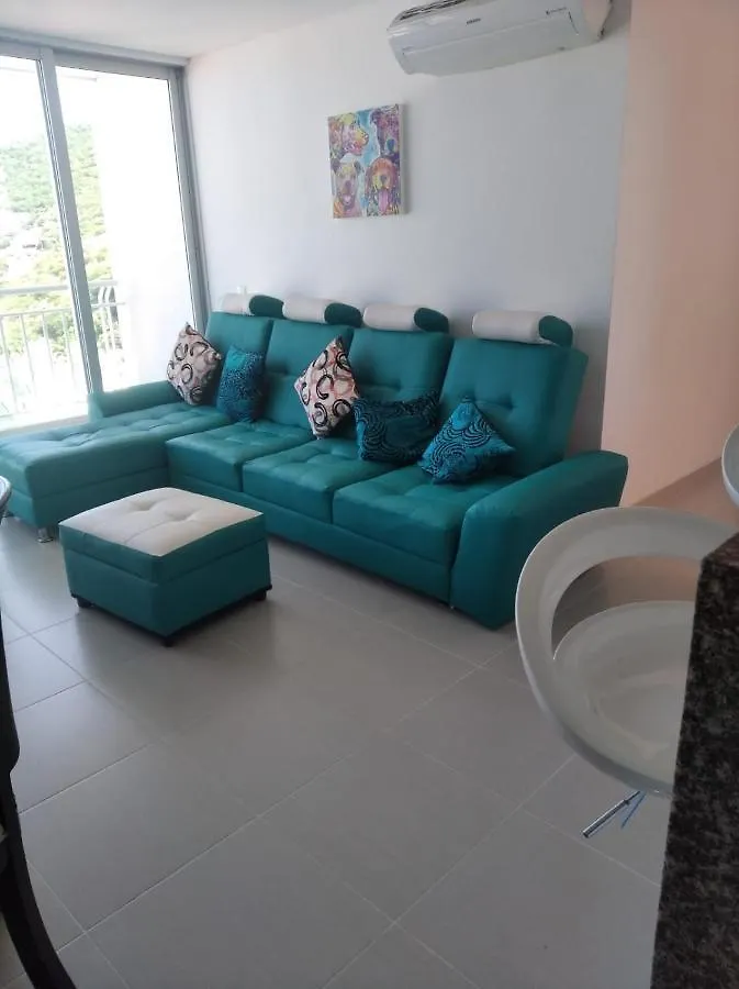 Apartamento con Vista al Mar - Rodadero - Reserva de la Sierra Santa Marta  Colombia